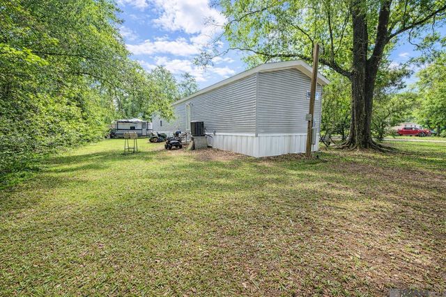 27459 Mary Kinchen Rd, Albany, LA 70711