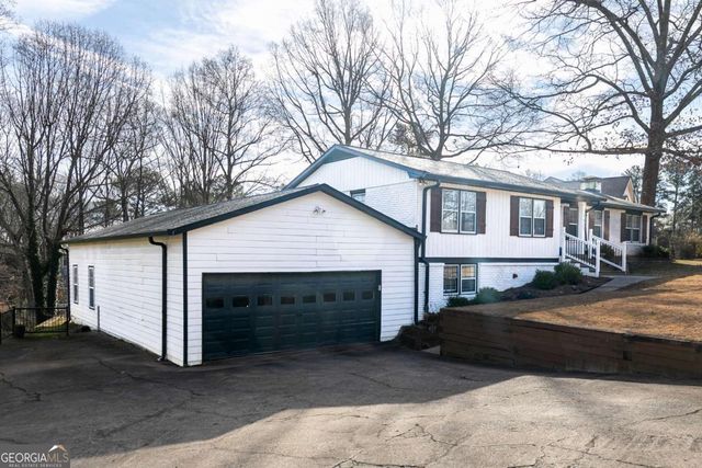 1527 Dupree Road, Woodstock, GA 30189