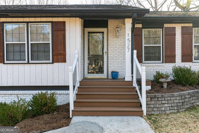 1527 Dupree Road, Woodstock, GA 30189