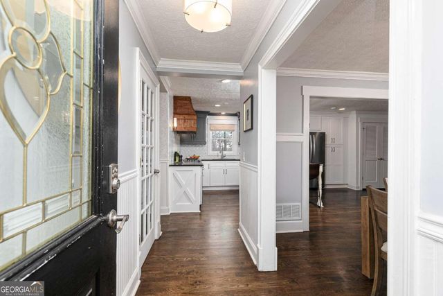 1527 Dupree Road, Woodstock, GA 30189