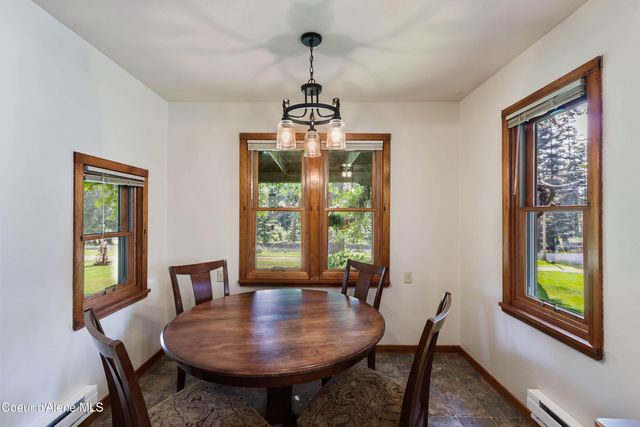 965 Denton Road, Hope, ID 83836