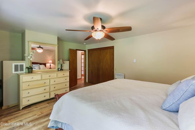 965 Denton Road, Hope, ID 83836