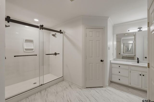 1261 Luann Ln, Tyler, TX 75703