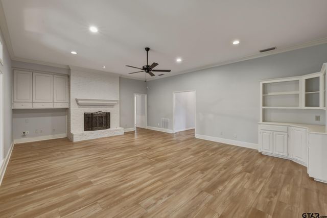 1261 Luann Ln, Tyler, TX 75703