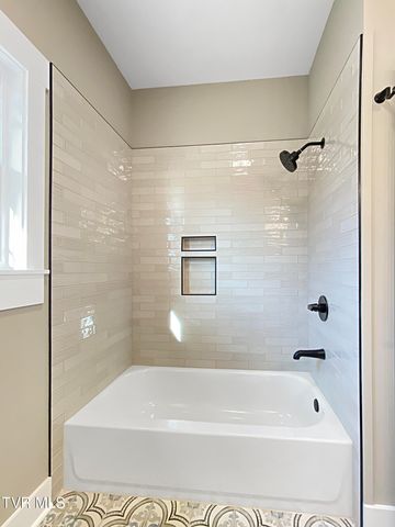 120 Green Lawn Avenue, Greeneville, TN 37743