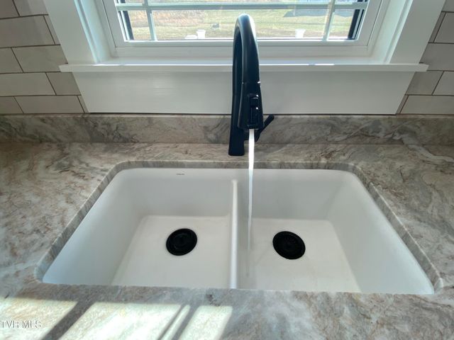 120 Green Lawn Avenue, Greeneville, TN 37743