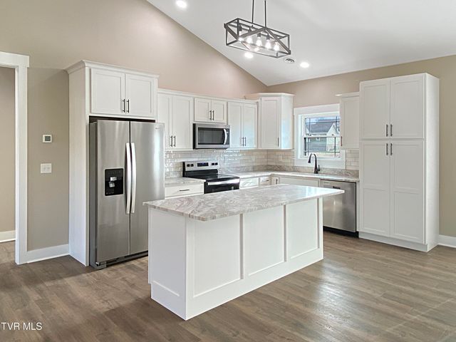 120 Green Lawn Avenue, Greeneville, TN 37743