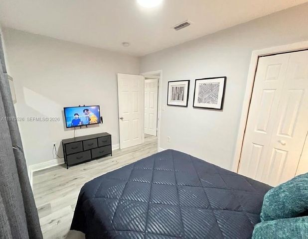 3050 NW 52nd St, Miami, FL 33142