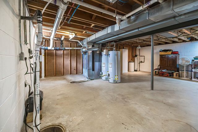 5316 DEERFIELD Drive, Millcreek, PA 16415
