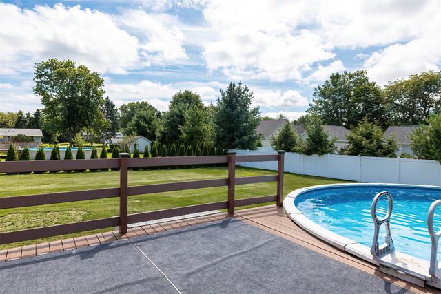 5316 DEERFIELD Drive, Millcreek, PA 16415