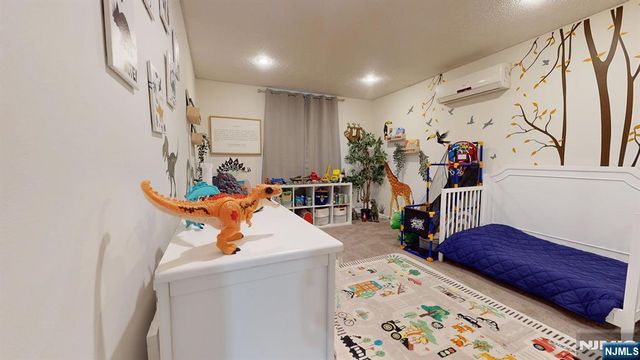 29 Long Avenue, Hillside, NJ 07205