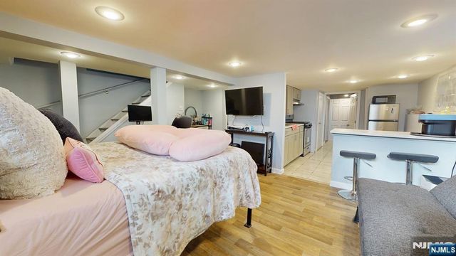 29 Long Avenue, Hillside, NJ 07205