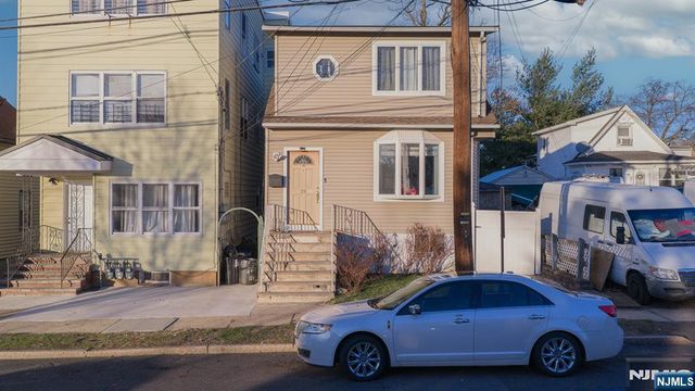 29 Long Avenue, Hillside, NJ 07205