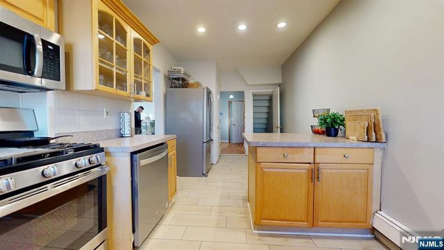 29 Long Avenue, Hillside, NJ 07205