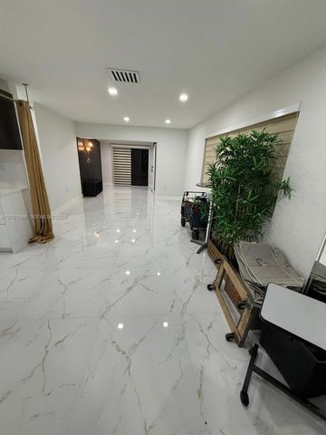 10460 SW 26th Ter NA, Miami, FL 33165