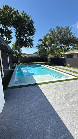 10460 SW 26th Ter NA, Miami, FL 33165