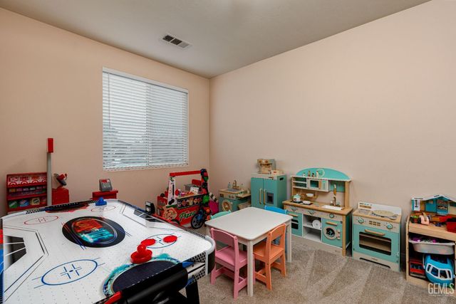 12213 Jacksonville Avenue, Bakersfield, CA 93312