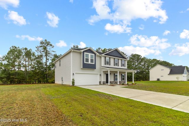440 Traveller Way, Raeford, NC 28376