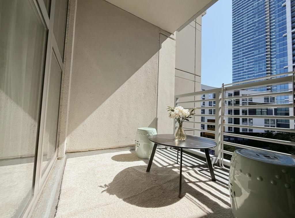 Image 17 of property listing at 400 Beale Street 1102, San Francisco, CA 94105