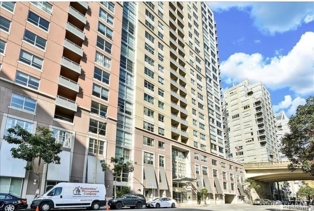 Image 21 of property listing at 400 Beale Street 1102, San Francisco, CA 94105