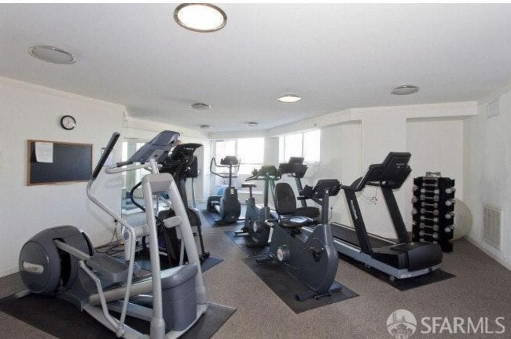 Image 25 of property listing at 400 Beale Street 1102, San Francisco, CA 94105