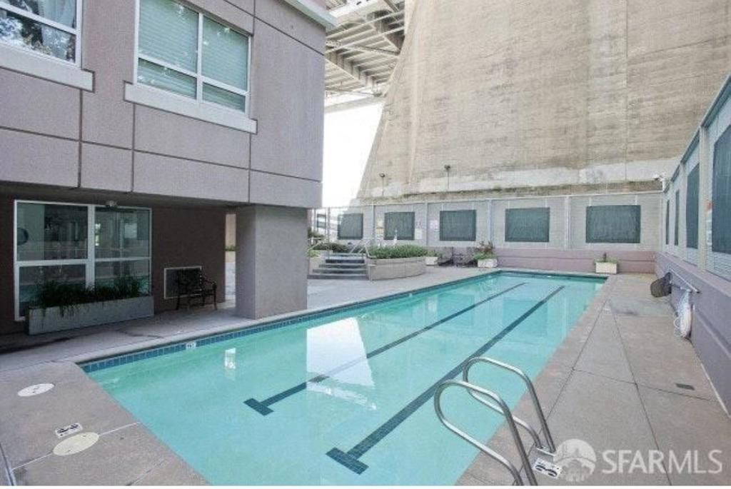 Image 26 of property listing at 400 Beale Street 1102, San Francisco, CA 94105