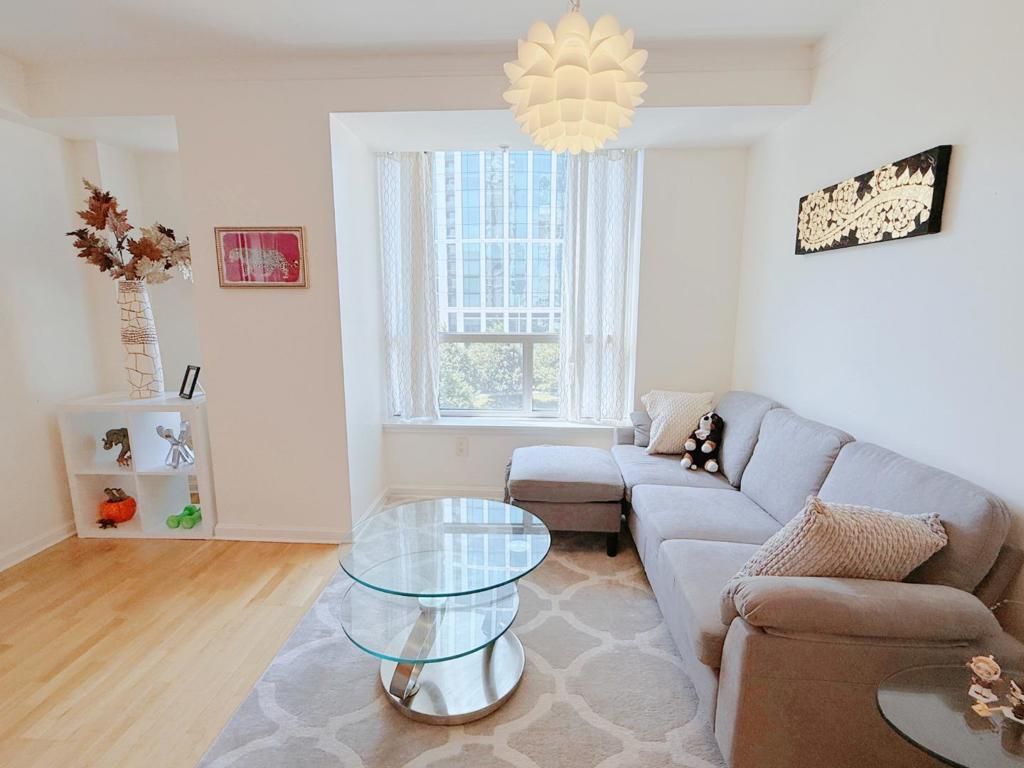 Image 5 of property listing at 400 Beale Street 1102, San Francisco, CA 94105