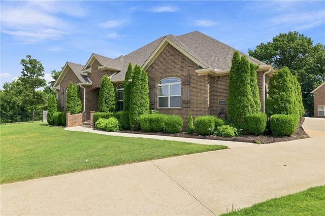 7003 Sunset Ridge Circle, Springdale, AR 72762