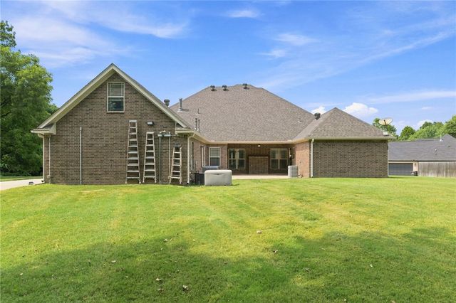 7003 Sunset Ridge Circle, Springdale, AR 72762