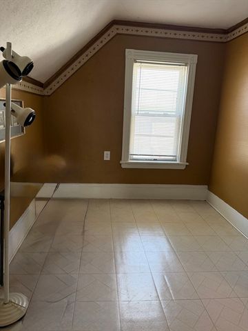 13 Nashua, Somerville, MA 02145