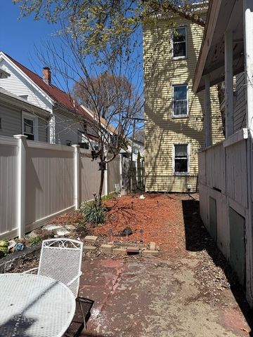 13 Nashua, Somerville, MA 02145