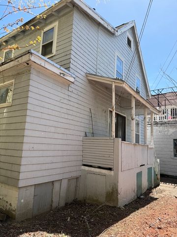 13 Nashua, Somerville, MA 02145