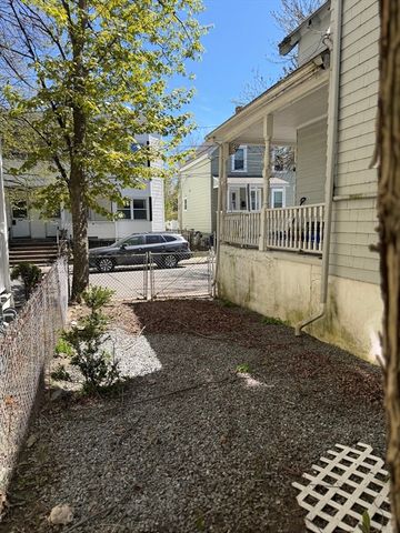 13 Nashua, Somerville, MA 02145