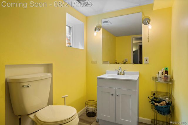 2903 Woodbury Street, Commerce Charter Township, MI 48390