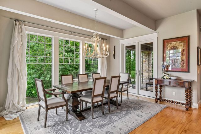 2224 Portico Green, Wayzata, MN 55391