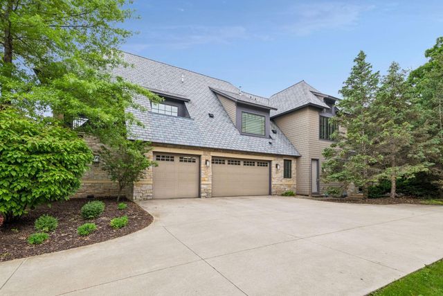 2224 Portico Green, Wayzata, MN 55391