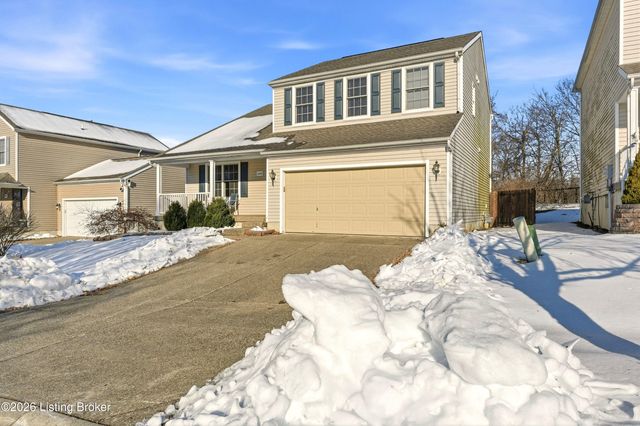 10105 Fallen Sky Dr, Louisville, KY 40229