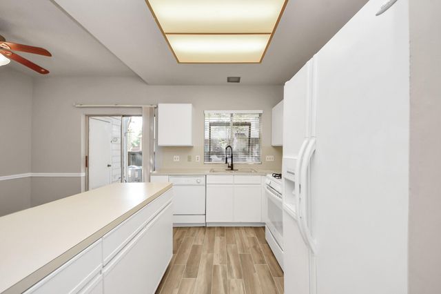 2910 Grants Lake Boulevard 1205, Sugar Land, TX 77479