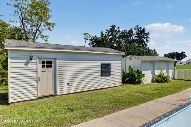 768 Hengen Lane, Biloxi, MS 39532