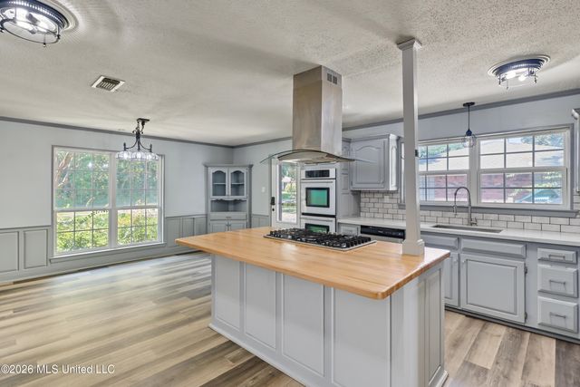 768 Hengen Lane, Biloxi, MS 39532