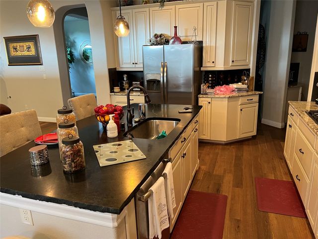 20427 Montecrest Circle, Spring, TX 77379