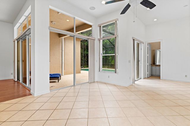 6856 HOULTON Circle, Lake Worth, FL 33467