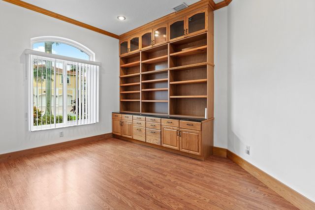 6856 HOULTON Circle, Lake Worth, FL 33467