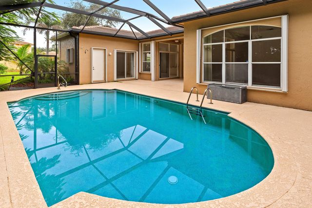 6856 HOULTON Circle, Lake Worth, FL 33467