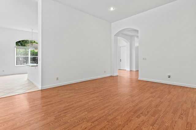 6856 HOULTON Circle, Lake Worth, FL 33467