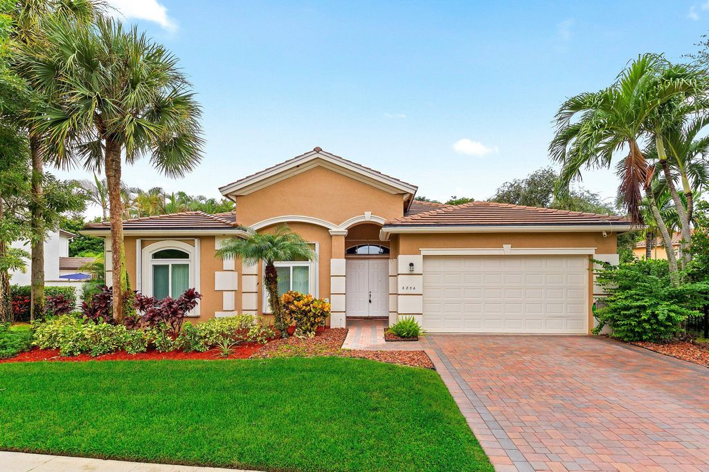 6856 HOULTON Circle, Lake Worth, FL 33467