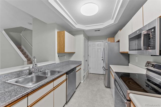 1069 S Walden Way 125, Aurora, CO 80017