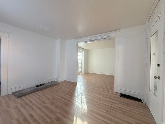 925 Cottage Avenue, Fort Wayne, IN 46807
