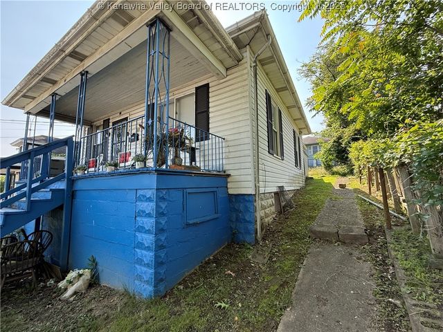 721 Garvin Avenue, Charleston, WV 25302