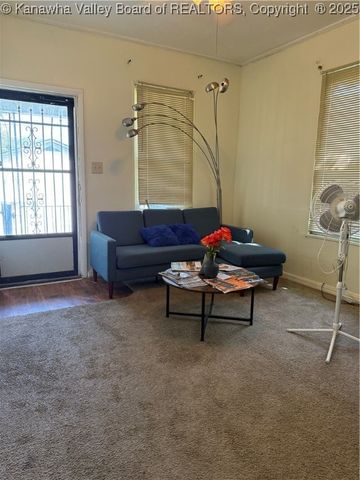 721 Garvin Avenue, Charleston, WV 25302